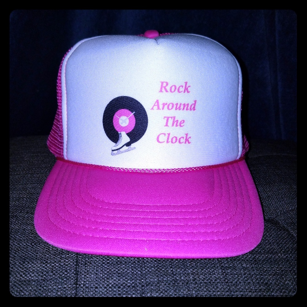 Mesh snap back "trucker" hat